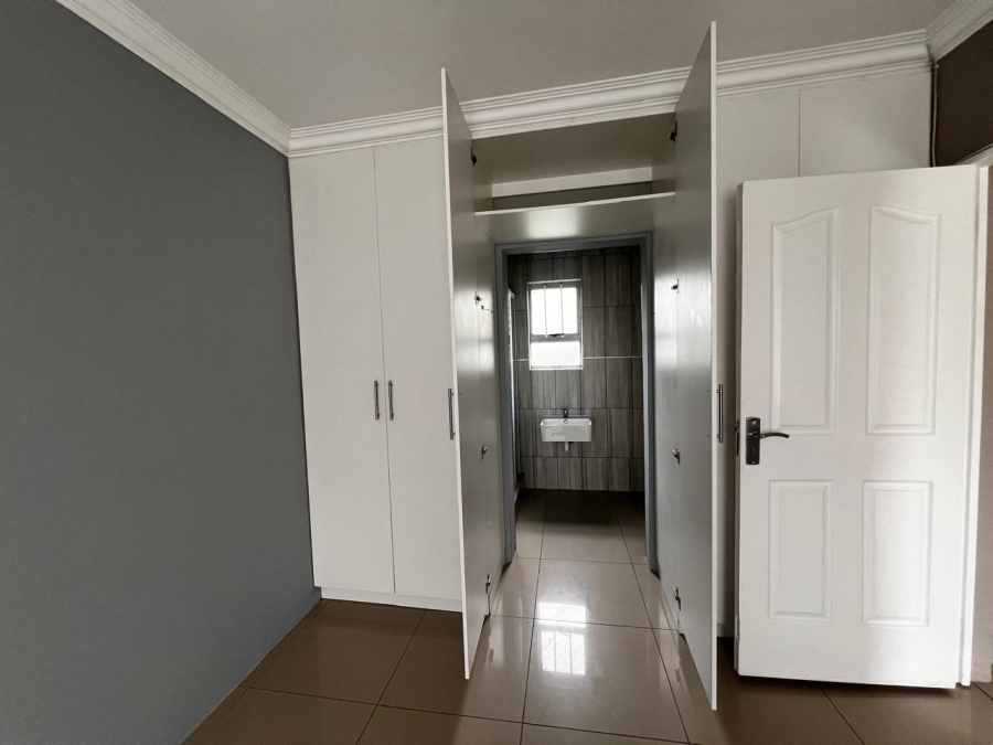 8 Bedroom Property for Sale in Abbotsford Eastern Cape